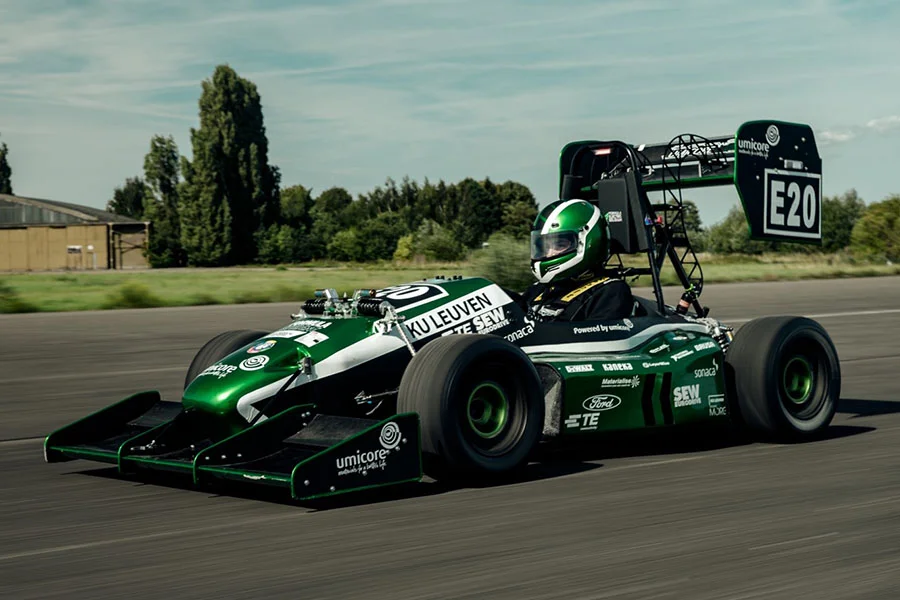 Eco racing: de formula electric racewagen waar Tumag onderdelen voor fabriceerde.